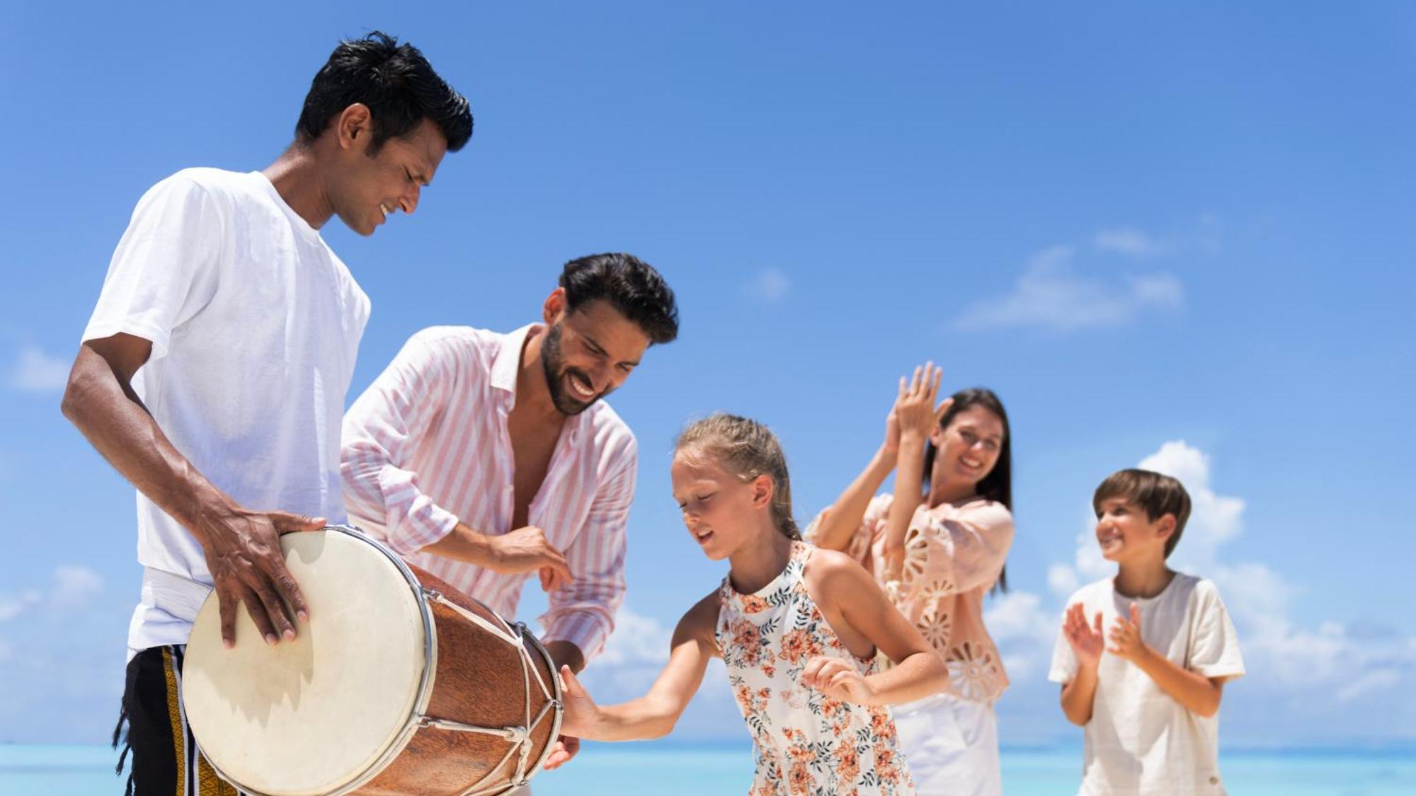 The Ritz-Carlton Maldives, Fari Islands Hotell Gaafaru Exteriör bild