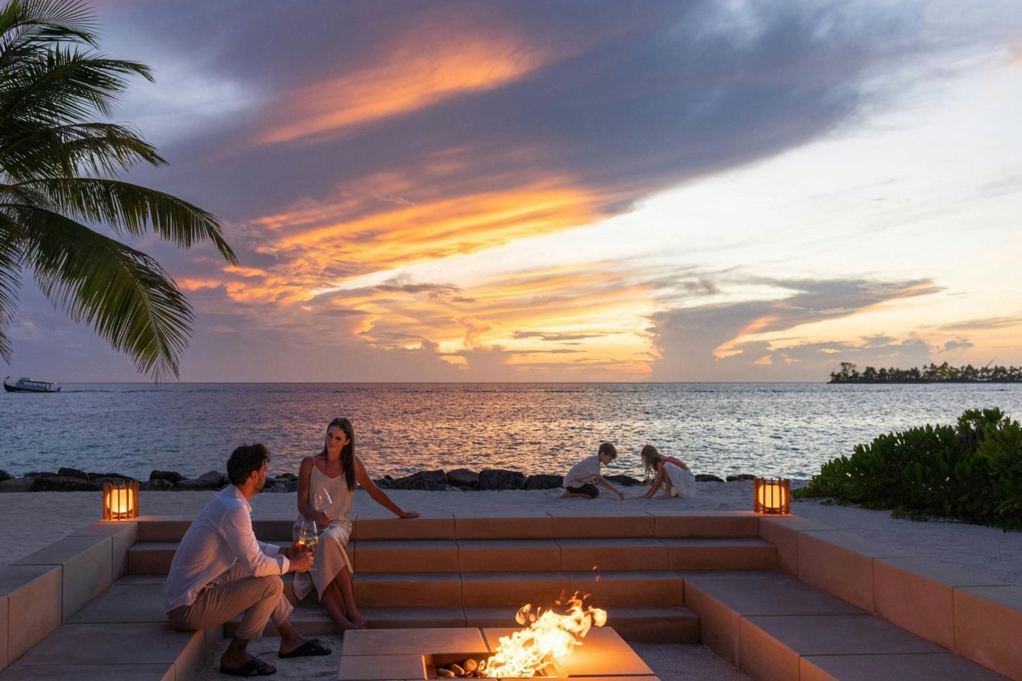 The Ritz-Carlton Maldives, Fari Islands Hotell Gaafaru Exteriör bild